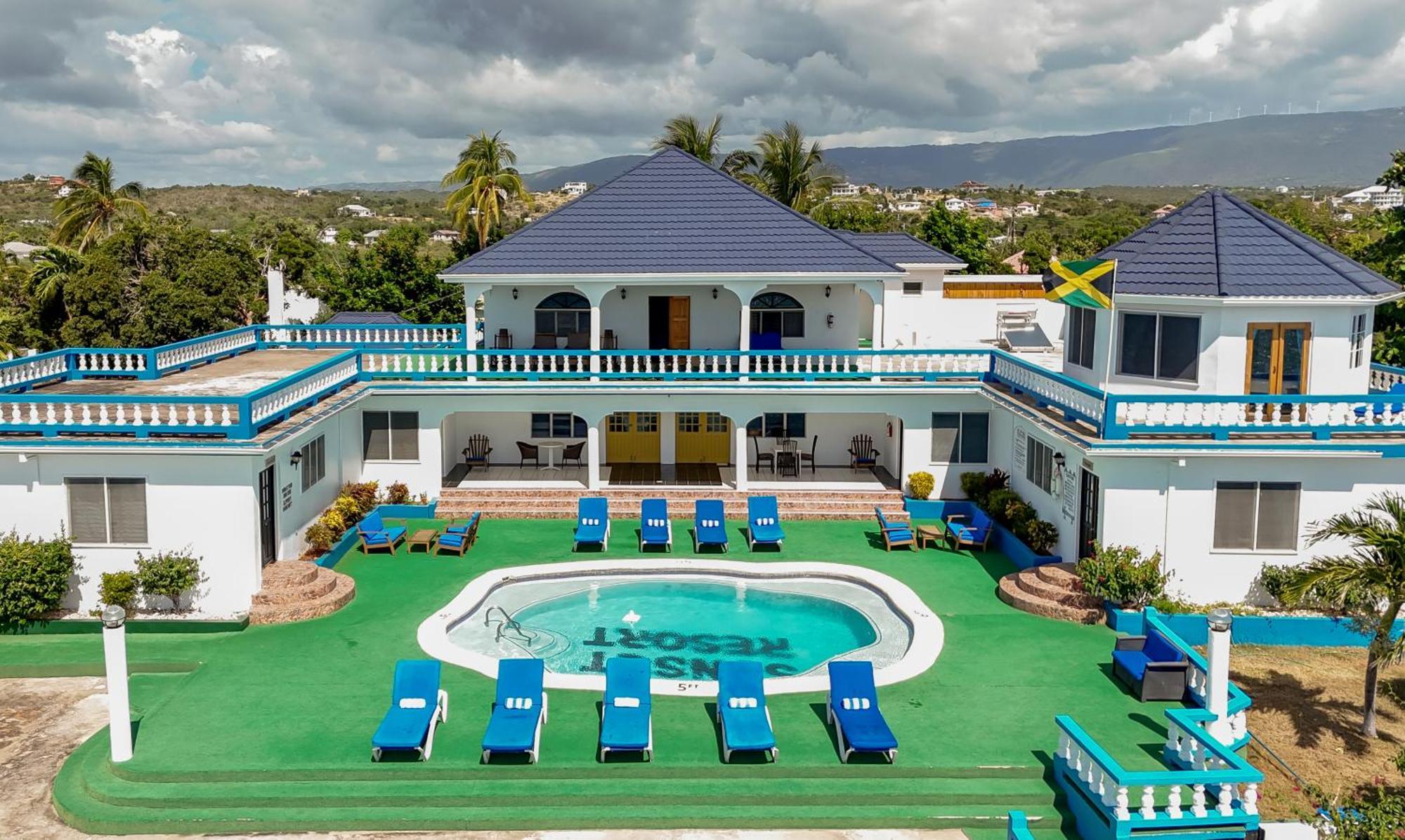 Beyond Sunset Resort & Villas Treasure Beach Exterior foto