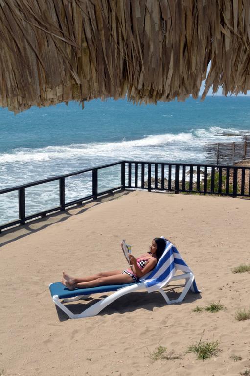 Beyond Sunset Resort & Villas Treasure Beach Exterior foto